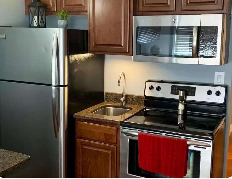 Condo Close To Stadium And Free Parking Ноксвилл Экстерьер фото